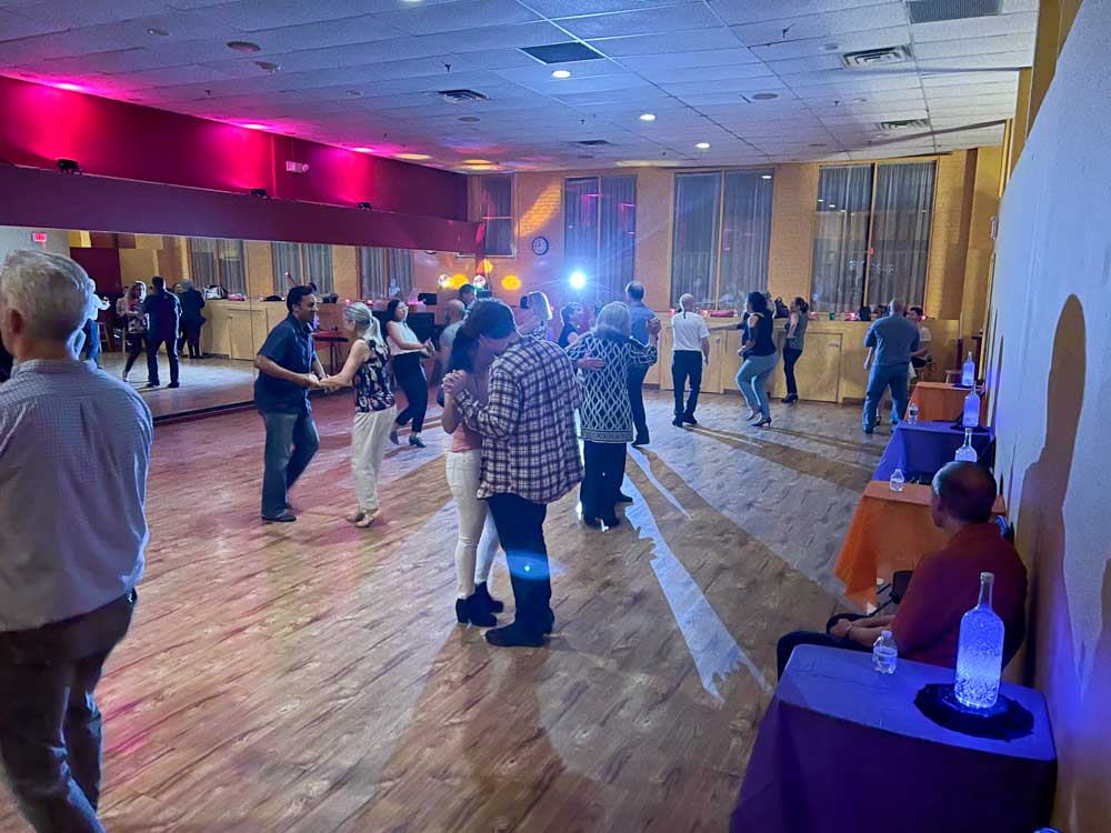 20220917 Social Dance Night 210042 sm